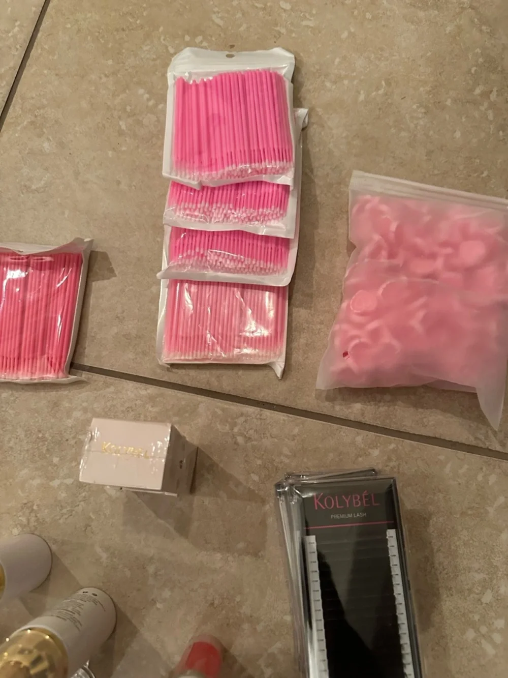 BRAND NEW KOLYBEL EYE LASH KIT INCLUDES LASHES, FOAM,GLUE,TAPES ETC… AS PICTURED